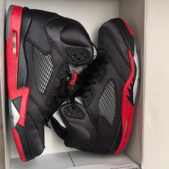 Jordan Shoes - jordan 5 box included